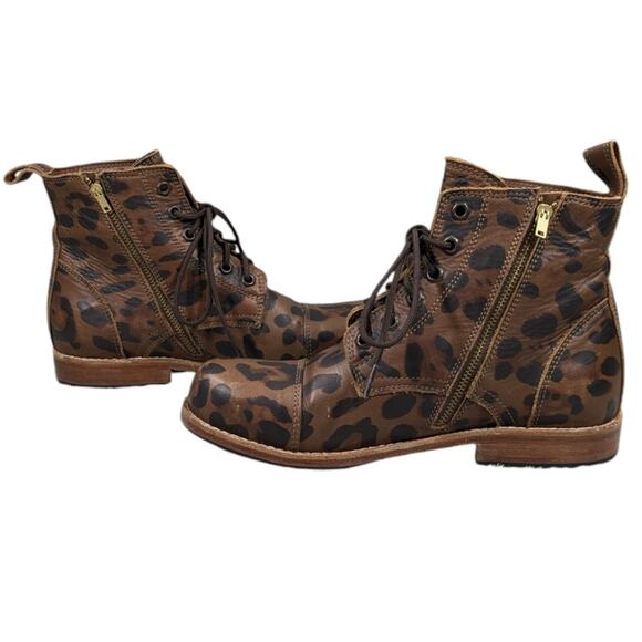 Mikoleon Heritage Luxe Wild Thing Boots EUC $240 Size 7 S2914 - Picture 7 of 11